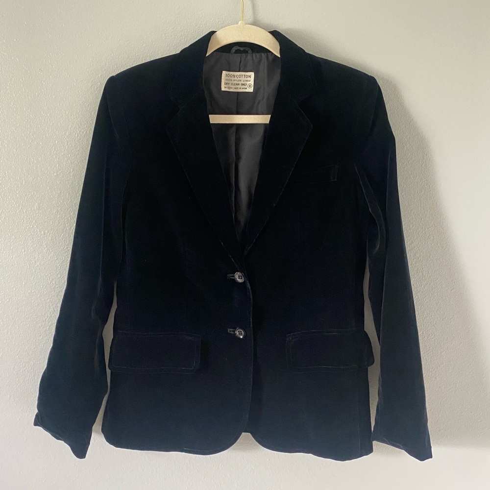 Women's black velvet blazer made in Japan size 8 dark academia old money holiday